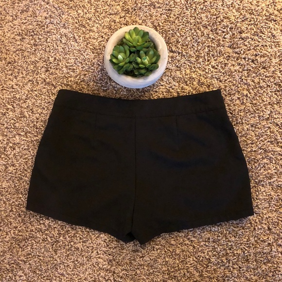 Nice black dress shorts - Picture 4 of 4